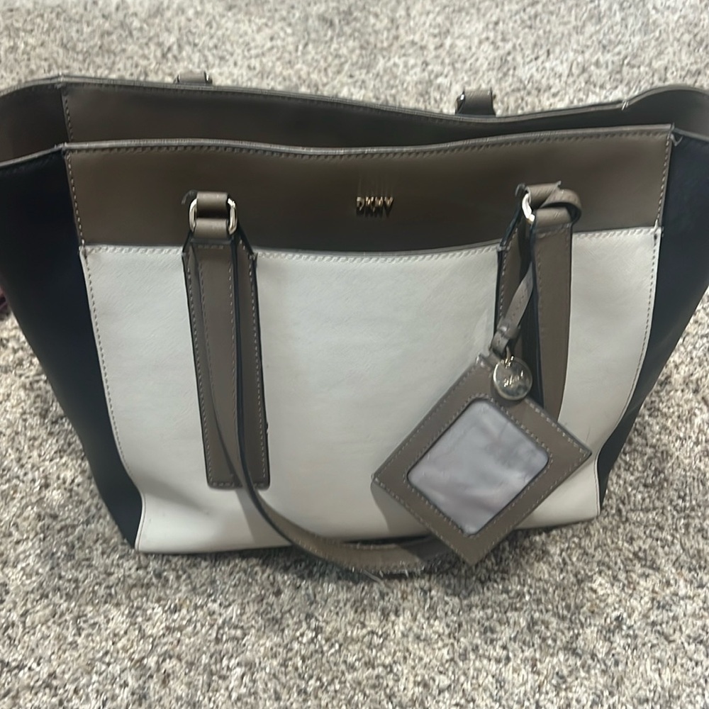DKNY Colorblock Tote Bag Taupe Cream Black Saffiano Leather Shoulder Bag